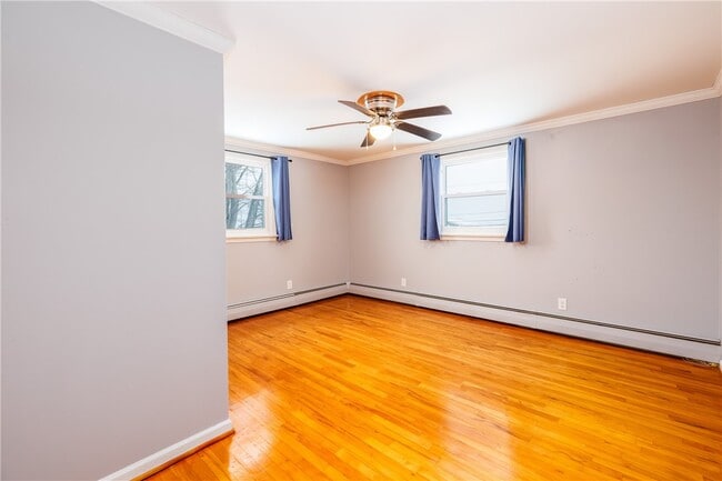 Building Photo - 67 Cranberry Rd