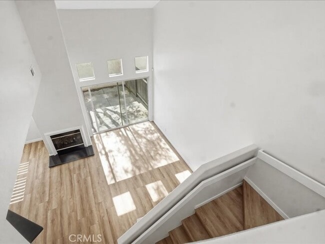 Building Photo - 356 Carrione Ct