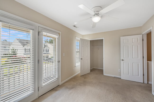 Building Photo - 2337 Bay Harbor Dr