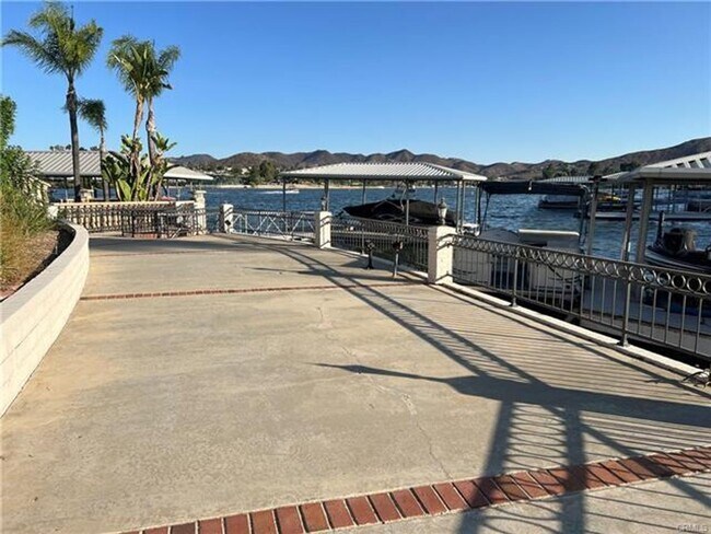 Building Photo - Stunning Lakefront Retreat in Gated Canyon...