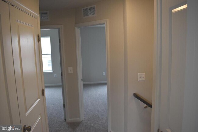 Building Photo - 119 Brashear Ct