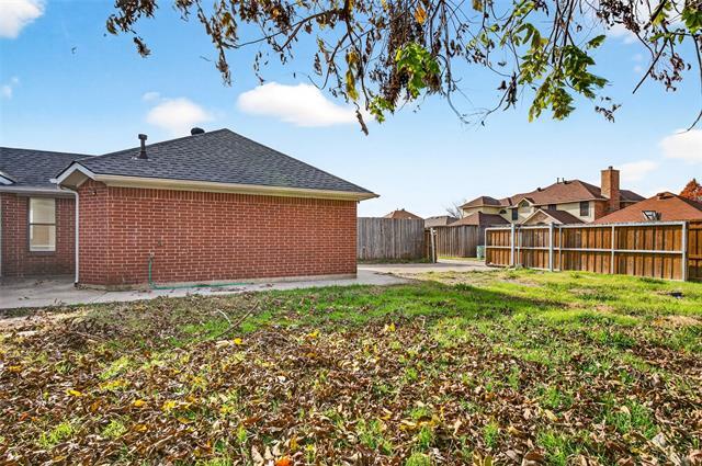 Building Photo - 1617 Briargrove Dr