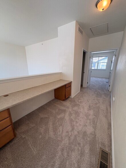 Tech Center - 8490 Canyon Rim Trl