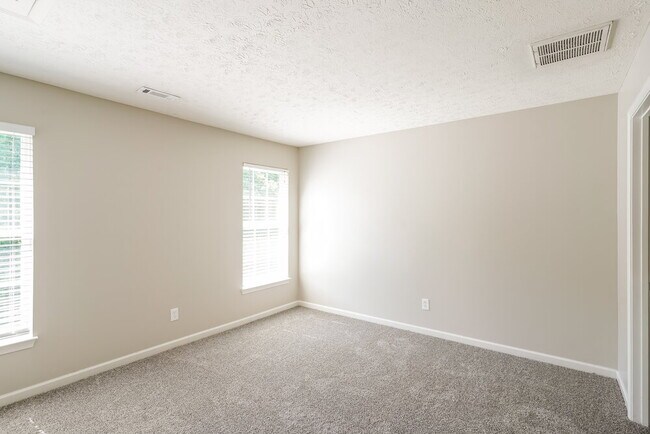 Building Photo - 5049 Cobblestone Creek Dr