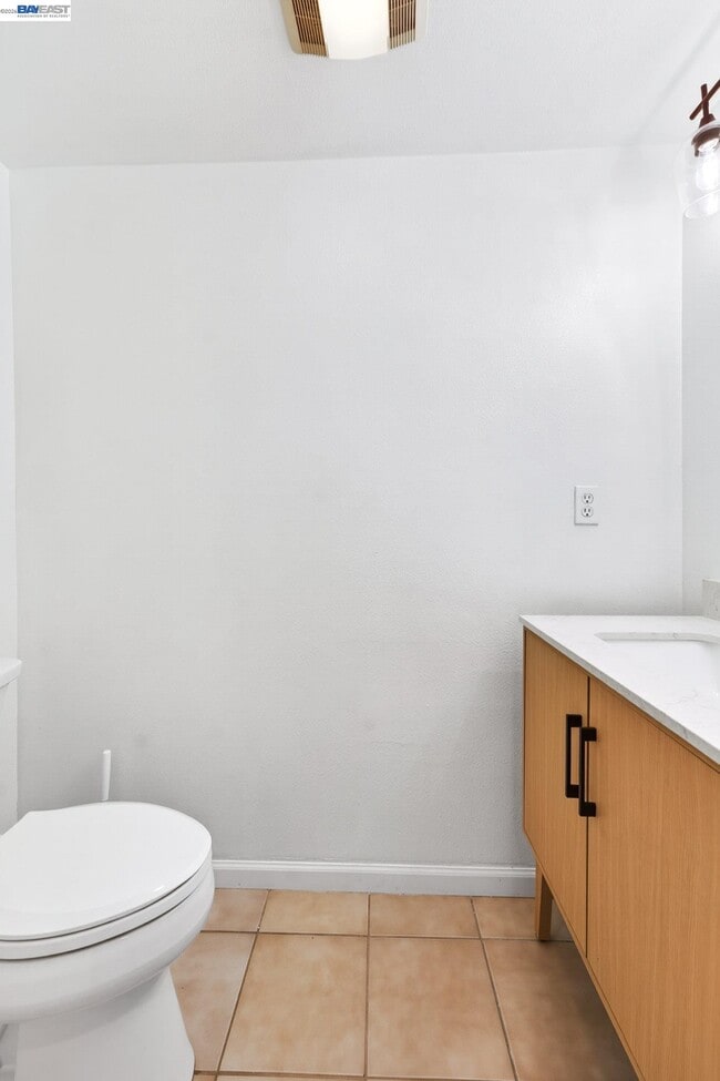 Building Photo - 20 Ryland Park Dr