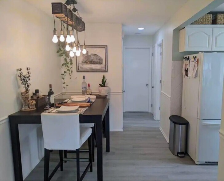 Building Photo - 4921 7th St N