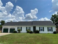 Building Photo - Lovely Ranch in Grassfield School District!