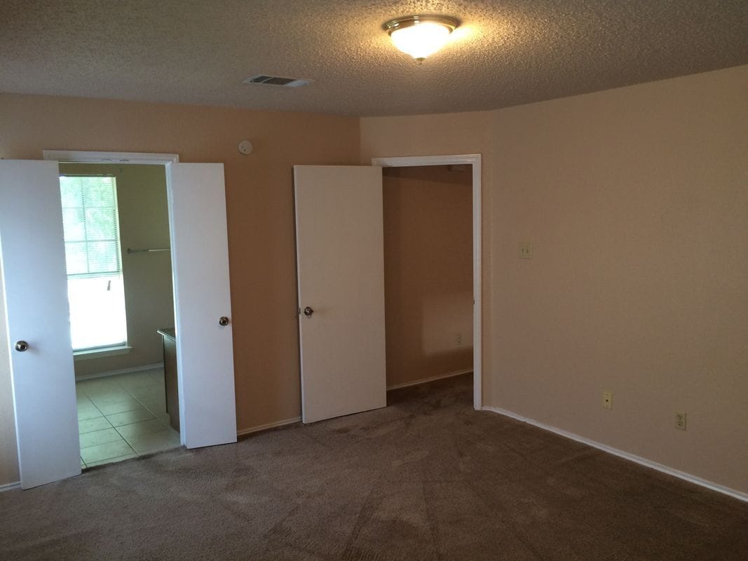 Building Photo - 13941 Maricella Ln