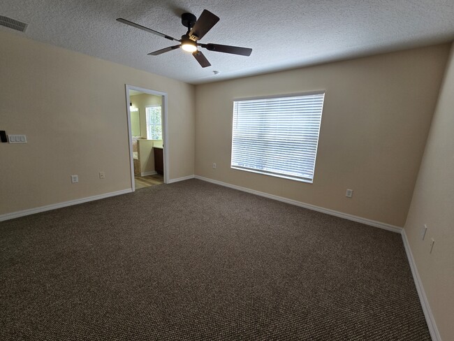 Building Photo - 3521 Sanctuary Dr