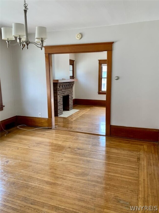 Building Photo - 296 Sterling Ave