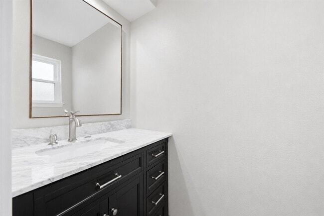 Building Photo - 15414 Ripplestream Dr