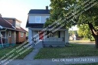 Building Photo - 2460 Lakeview Ave