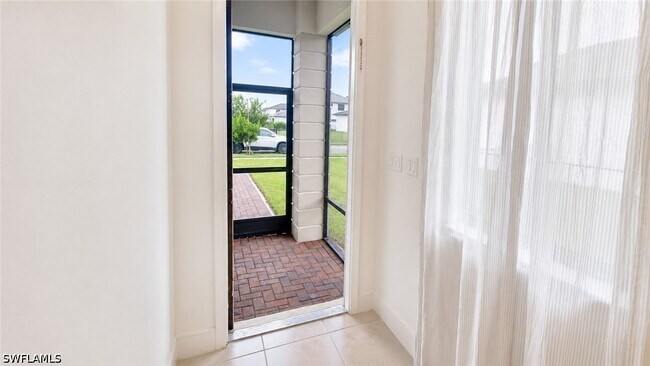 Building Photo - 5245 Marano Dr