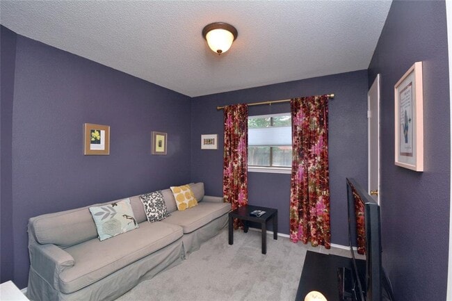 Building Photo - 3013 Cottonweed Trail