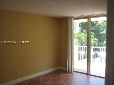Building Photo - 1801 S Treasure Dr