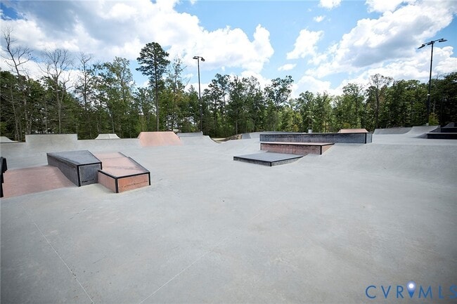 Building Photo - 214 Greenpark Rd