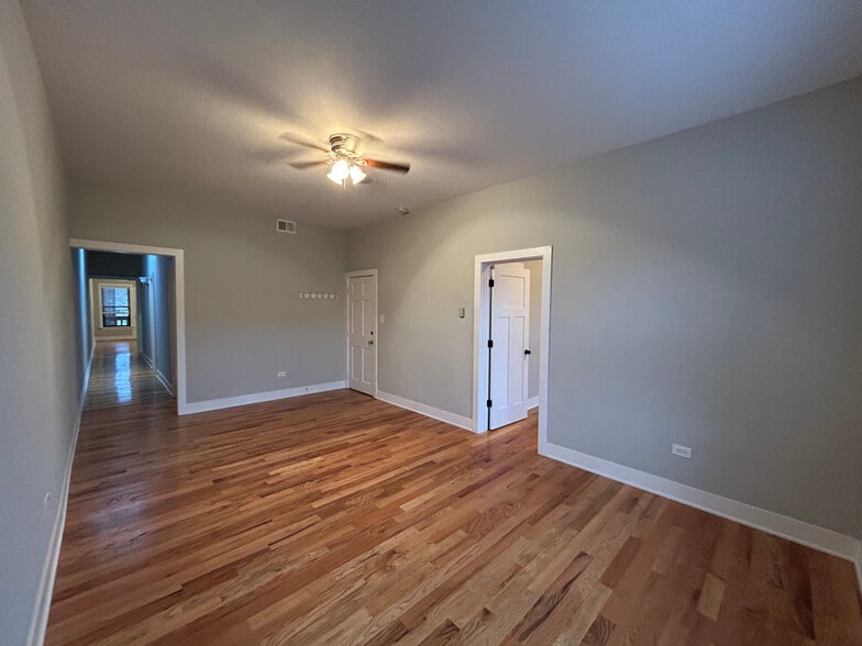 Building Photo - 338 Tudor Ct