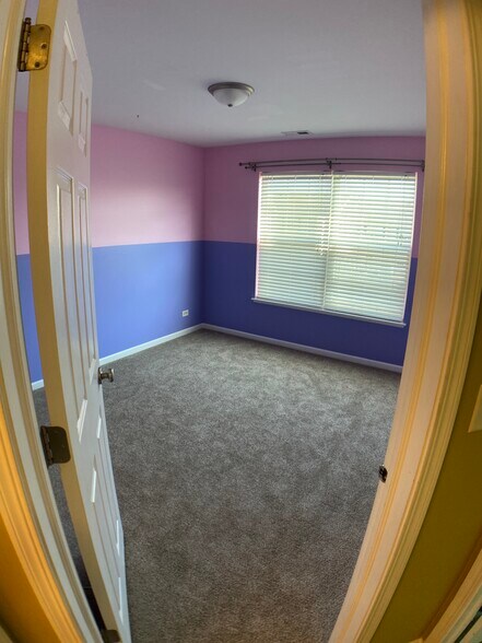 Guest Room - 4173 Milford Ln