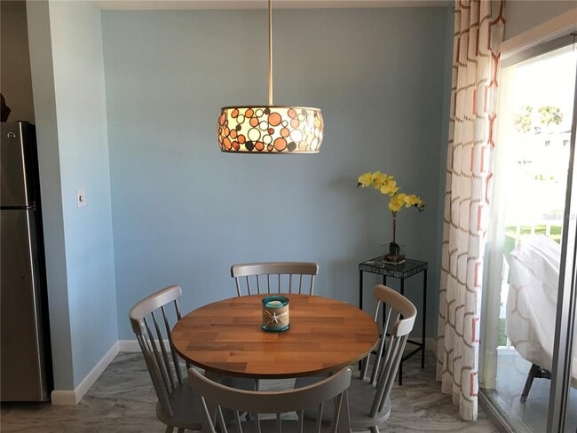 Building Photo - 335 Causeway N