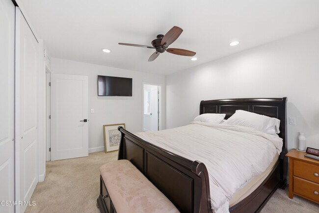 Building Photo - 5841 Cape Horn Dr