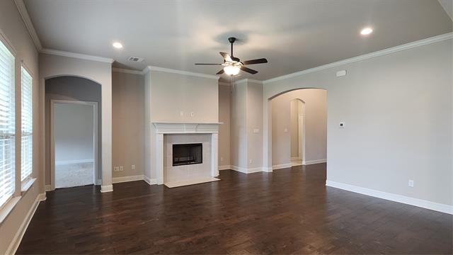 Building Photo - 296 Paluxy St