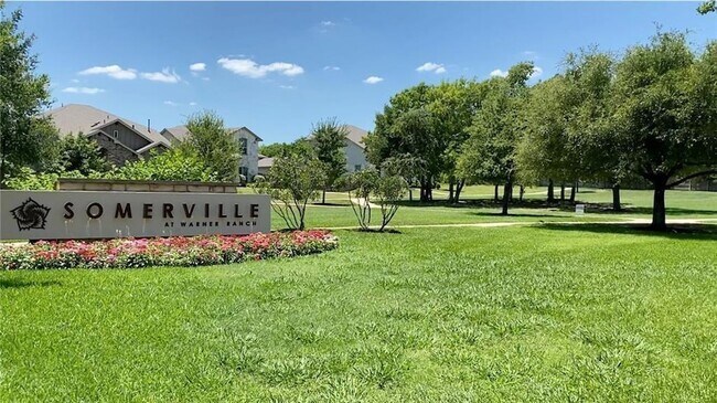 Building Photo - 1056 Winnsboro Lp