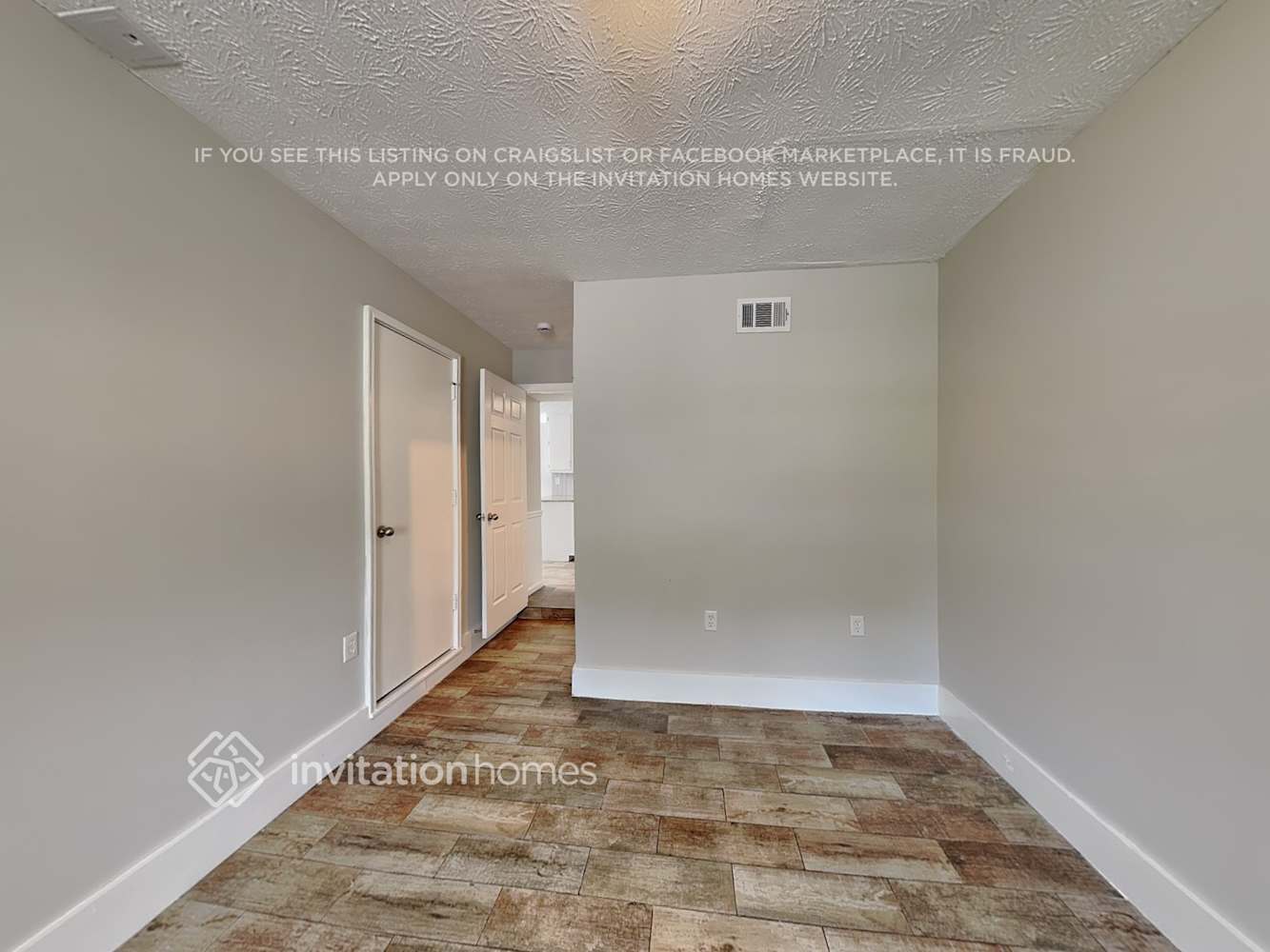 Building Photo - 4358 Bridle Path Ct