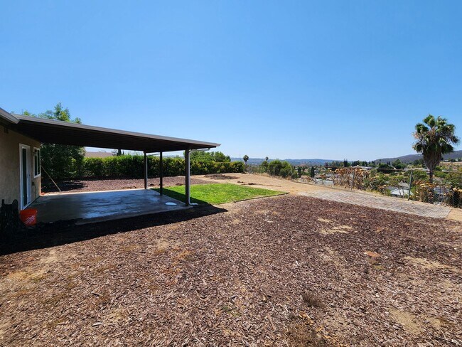 Building Photo - Poway - View Lot - Single Story House