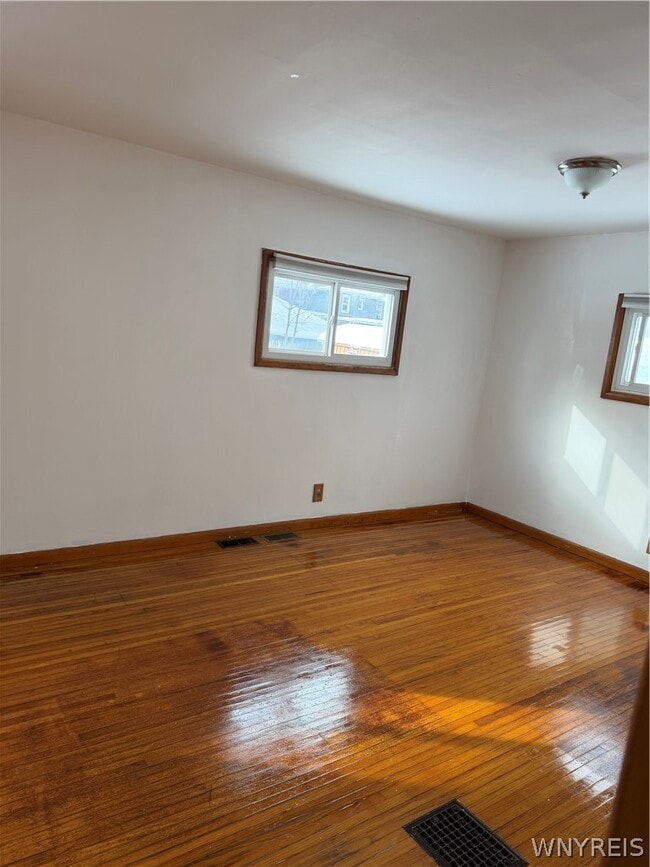 Building Photo - 188 Norwalk Ave