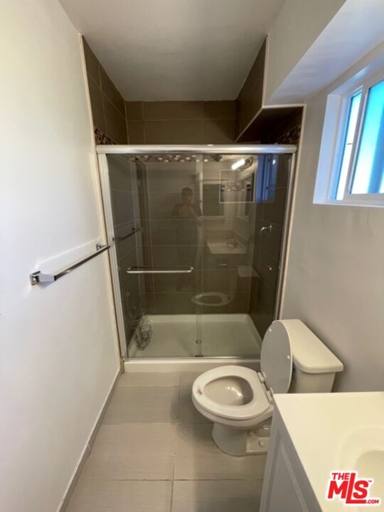 Building Photo - 5346 Rhea Ave