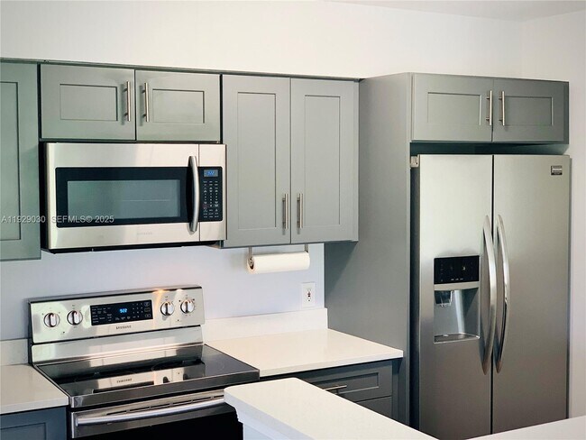 Building Photo - 4131 San Marino Blvd