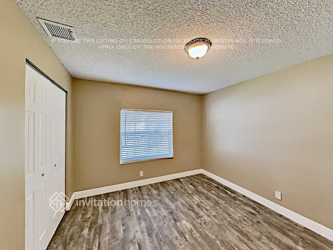 Building Photo - 5968 Ithaca Cir W