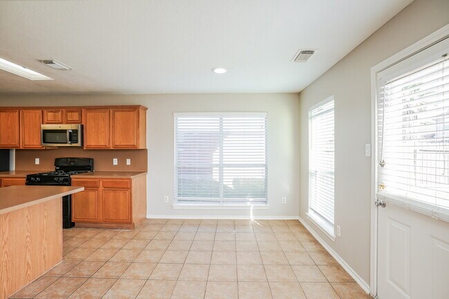 Building Photo - 12910 Hunters Field Ln