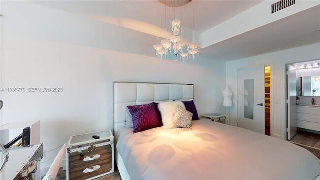 Building Photo - 60 SW 13th St