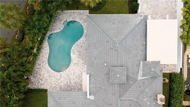 Building Photo - 2201 Intracoastal Dr