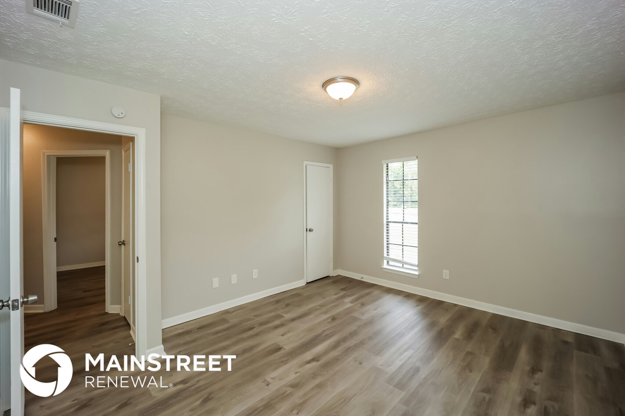 Building Photo - 505 Brookfield Way