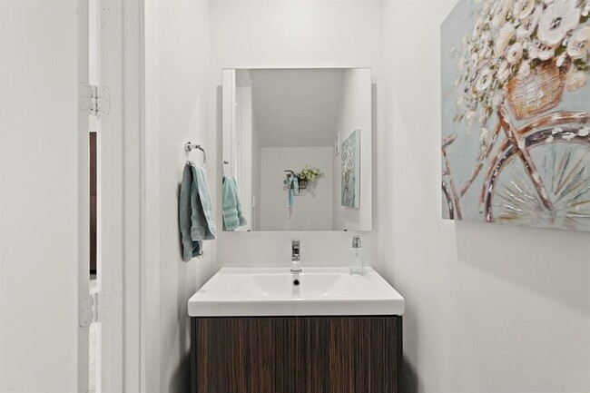Building Photo - 2218 Cortijo Pl