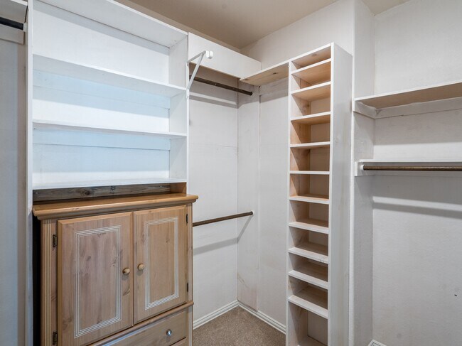 Building Photo - 16203 Philippa Creek Way