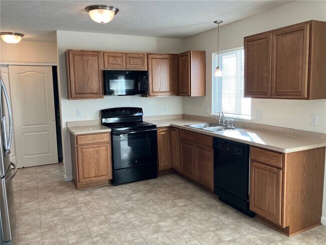 Building Photo - 3 Sweet Alysum Wy