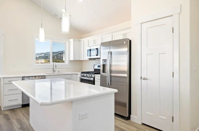 Building Photo - Brand New Construction - 3 bedroom- 2 bath...