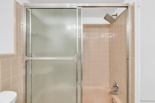 Building Photo - 640 Cumberland St