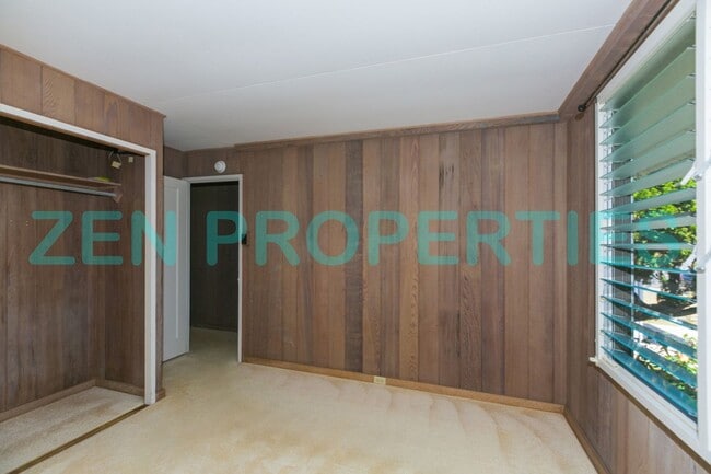 Building Photo - a 3 bdrm, 1.5 bath home for rent in Niu Valley