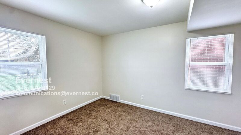 Building Photo - 20264 Stotter St