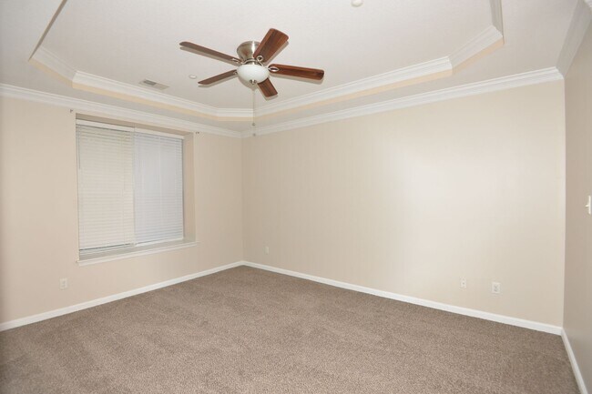 Building Photo - First Floor Condo off Shore Drive