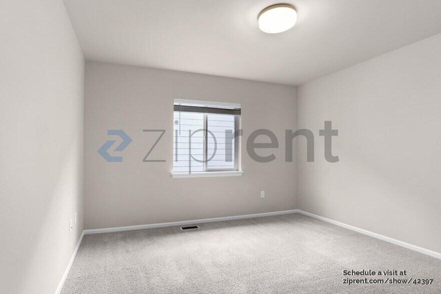 Building Photo - 23822 SE 289th Pl