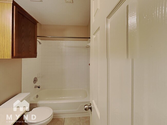 Building Photo - 2800 Single Trace Ct