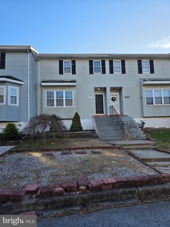 Building Photo - 412 3rd St