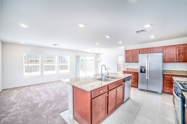 Building Photo - MOVE-IN READY! AMAZING 2023 3-BEDS 2.5 BAT...