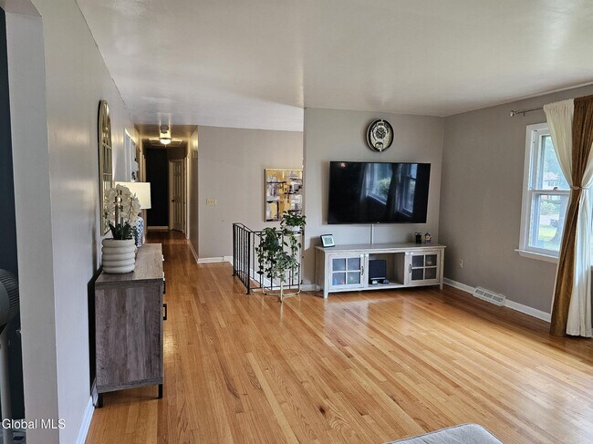 Building Photo - 1265 Sagemont Ct