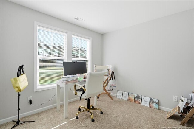 Building Photo - 50 Terrier Ct